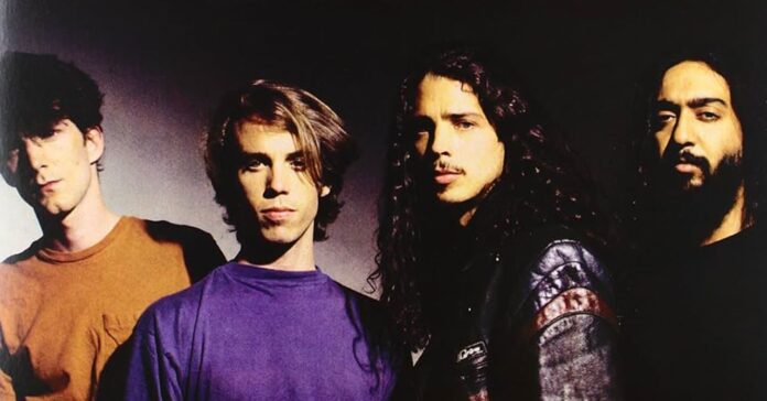 Soundgarden em 1991, foto do encarte do álbum 