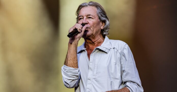 O vocalista Ian Gillan, durante show do Deep Purple no Monsters of Rock Brasil 2023